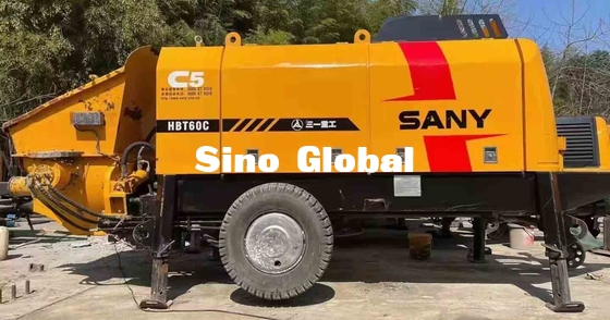 사용된 새니 트레일러는 콘크리트 펌프 THB60C 90 kw 정격 전력을 탑재했습니다